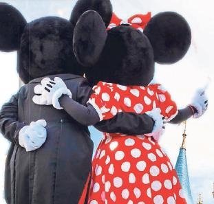 Dünyanın en eğlenceli lunaparklarına buyurun!