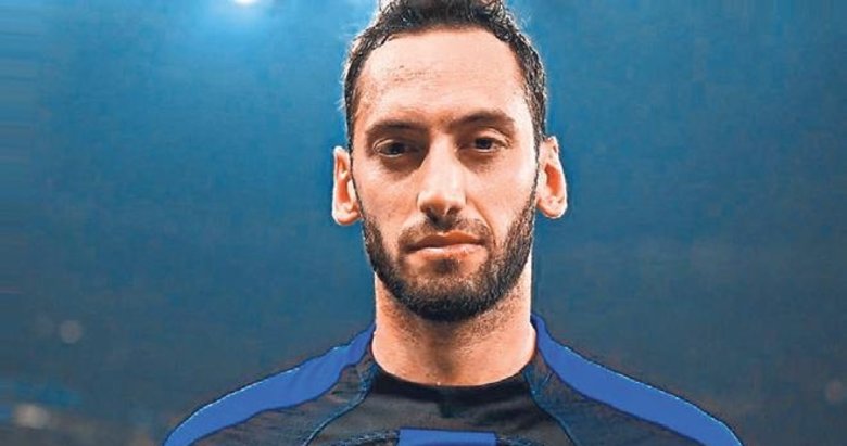Çalhanoğlu ödülünü depremzedelere adadı