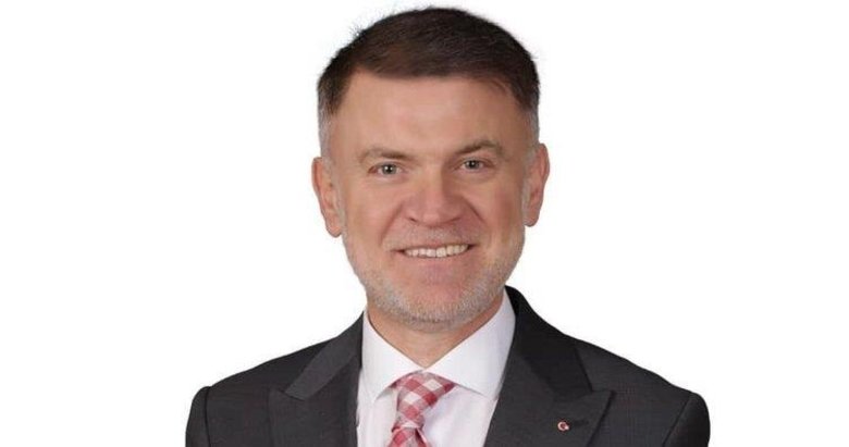 AK Parti Kütahya Büyükşehir Belediye Başkan Adayı Ahmet Sami Kutlu kimdir? Ahmet Sami Kutlu kaç yaşında?