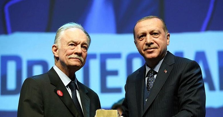 Başkan Erdoğan’dan Teoman Duralı mesajı: Unutulmaz hizmetleri oldu...
