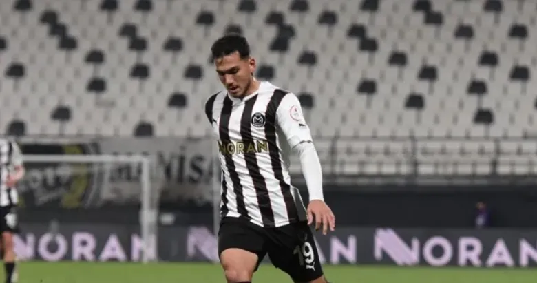 Manisa FK’dan Galatasaray’a! Genç sol bek 54 resmi müsabakada forma giydi