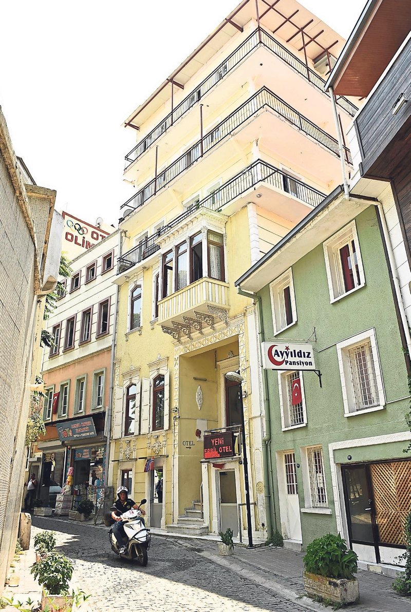 Tarihi Rezalet Izmir Haberleri