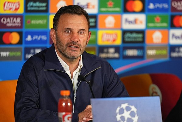 Okan Buruk’tan ’Daha bir şey kazanmadık’ açıklaması: Ayaklarımızın yere sağlam basması gerekiyor