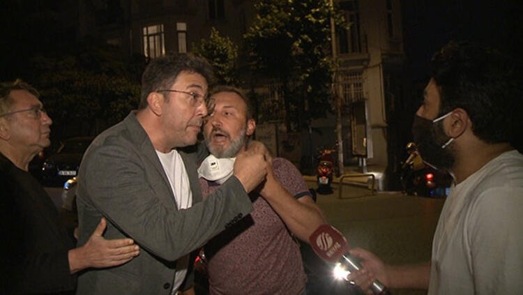 Cihangir sokaklarında rezillik! Emre Kınay gazetecilere saldırdı!