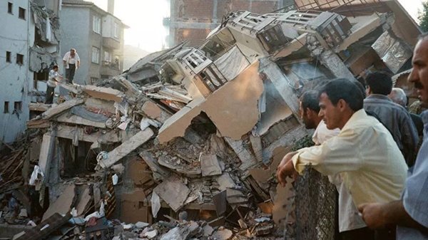 Başkan Erdoğan’dan ‘17 Ağustos’ paylaşımı: Acıyı yüreğimizde hissediyoruz