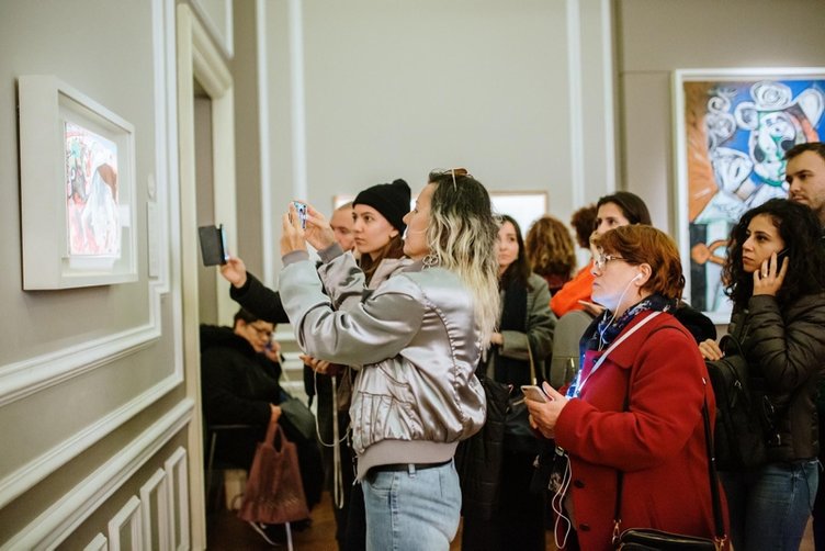 İzmir’deki ’Picasso: Gösteri Sanatı Sergisi’ne yoğun ilgi!
