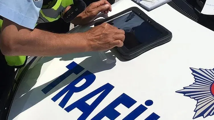 trafik-kazalarindan-sonra-kanunsuz-vekalet-aramasi-son-bulacak-yeni-donem-1-eylulde-baslayacak-iste-yeni-siste-1787735765855.jpeg