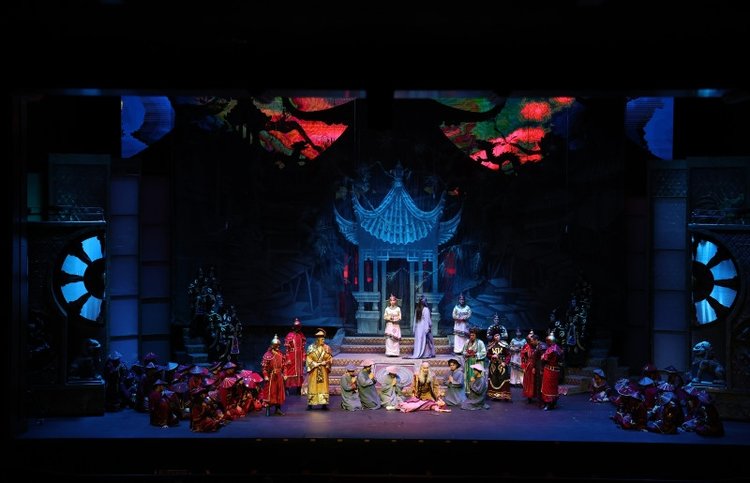 Emine Erdoğan Turandot operasını izledi