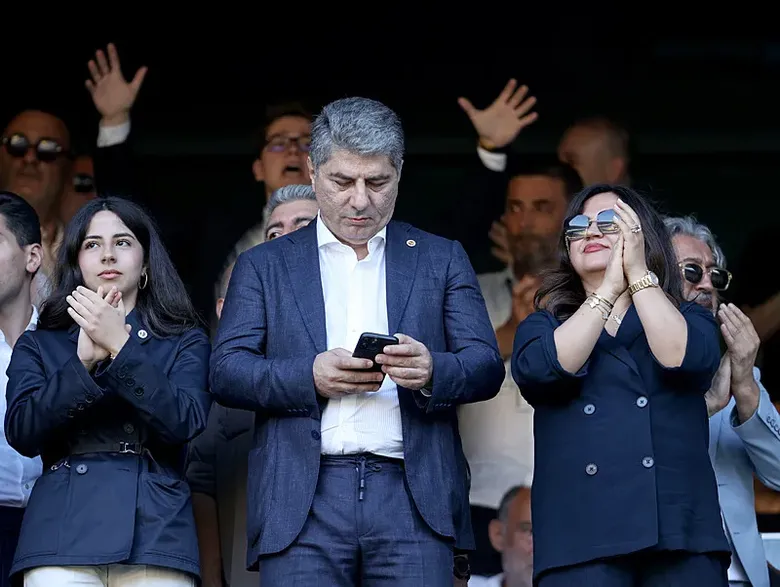 fenerbahce-secimi-2026-fenerbahcede-yeni-baskan-belli-oldu-mu-1780857659311.png