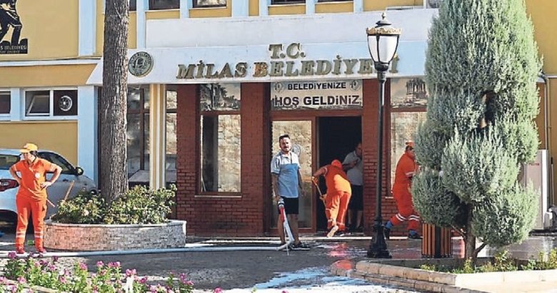 Milaslı işçiler bayram öncesi maaş alamadı