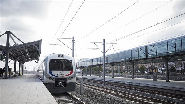 Bakan Uraloğlu açıkladı: 15 Temmuz Demokrasi ve Milli Birlik Günü’nde ücretsiz ulaşım!