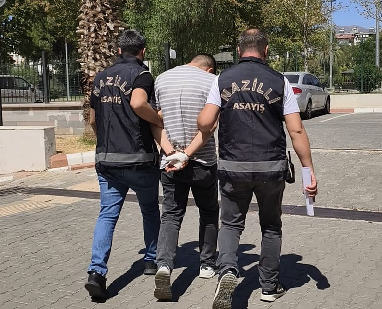 Aydın’da kendini polis olarak tanıttı: Yaşlı vatandaşları tuzağına düşürdü!