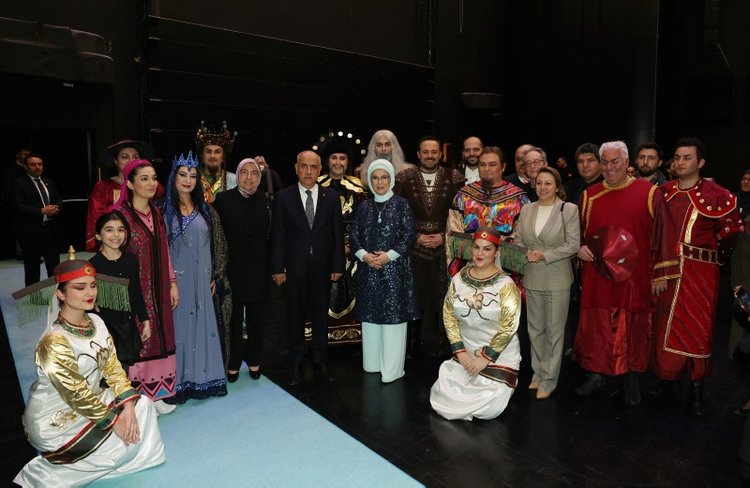 Emine Erdoğan Turandot operasını izledi
