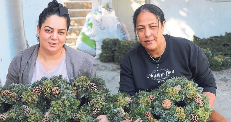 Noel çelenkleri 20 ülkeye ihraç ediliyor