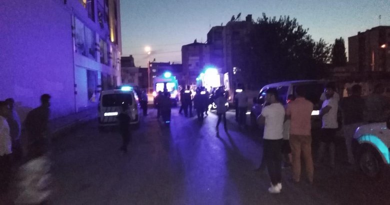 İzmir Torbalı’da husumetliler arasında kavga: 2 yaralı