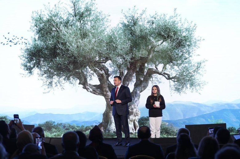 Cumhur İttifakı adayı Hamza Dağ İzmir projelerini 11 başlıkta açıkladı! Dikkat çeken mesajlar