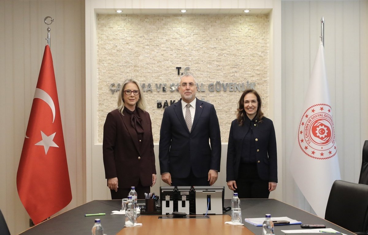 CHP'den İzmir’e mobbing heyeti!