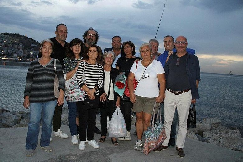 Küllerini Kuşadası’na serptiler: Türk kimliğini gururla gösterirdi