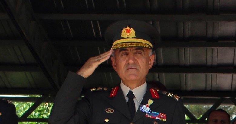 Korgeneral Osman Erbaş, Bitlis’te düşen helikopterde şehit oldu