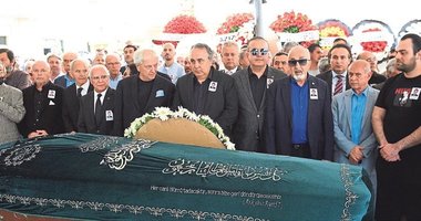 İzmir’de iş dünyasını buluşturan cenaze