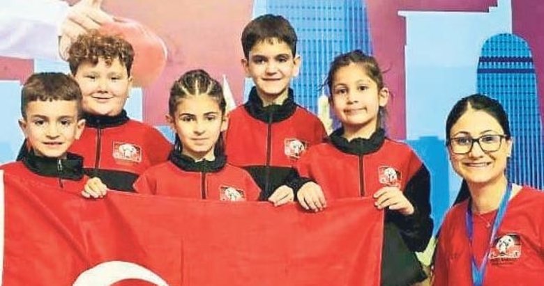 Denizli’ye 2 altın 2 gümüşle döndüler