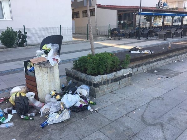 Çöpleri toplamayan CHP’li belediyenin açıklaması ’pes’ dedirtti