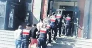Göçmen kaçakçılarına jandarma darbesi