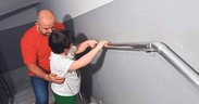 Aras yaşıtları gibi koşmak istiyor