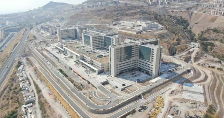 Sağlık sektöründe hizmet açığı büyüyor