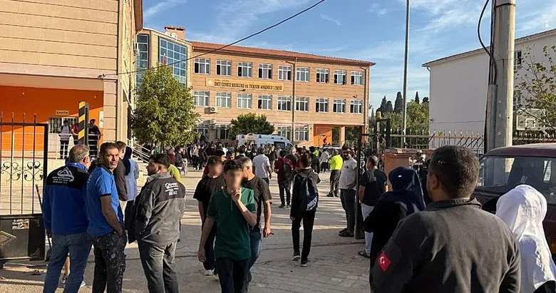 SON DAKİKA: Manisa’daki saldırıda yeni gelişme! Valilik açıkladı: 6 öğrenci taburcu, 3’ü yoğun bakımda