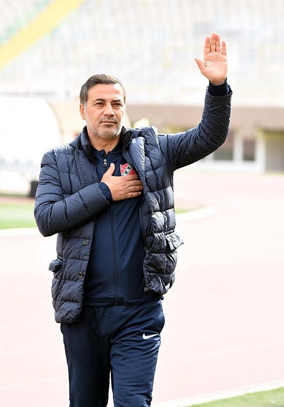 KSK kolları sıvadı