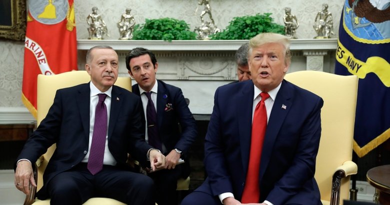 Başkan Erdoğan ile Donald Trump görüşmesi sona erdi