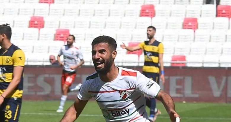 Karşıyaka’da Yılmaz teklifleri geri çevirdi