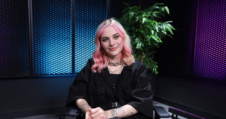 TikTok fenomeni Aslı Güler: Stres atmak için bana soğan doğrattı