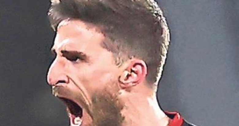 Kara Kartal’ın Borini aşkı