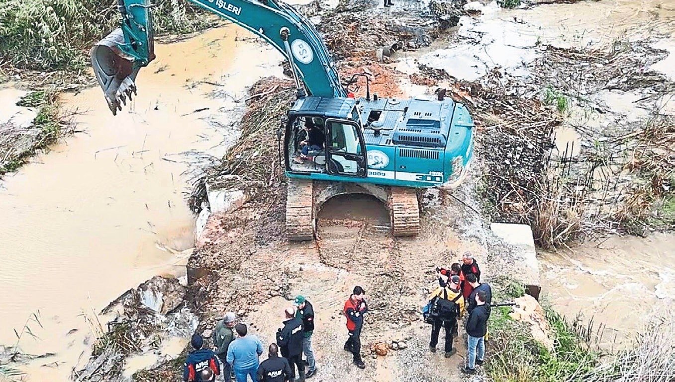 İzmir Foça’da felaket 'geliyorum' dedi!
