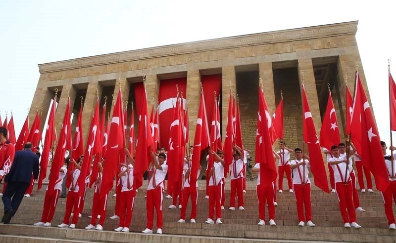 19 Mayıs Atatürk’ün Anma, Gençlik ve Spor Bayramı yurdun dört bir yanında coşkuyla kutlanıyor!