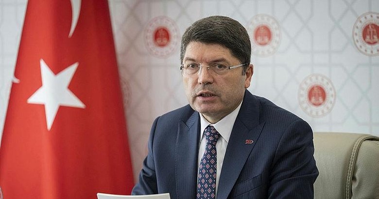 ‘Yüksek mahkemelerde astlık üstlük ilişkisi yoktur’