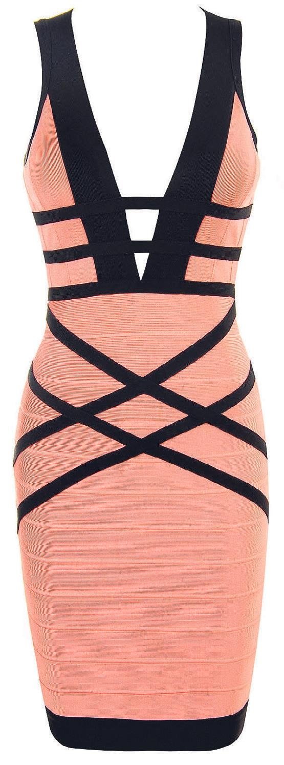 Modanın efsanesi geri döndü: Bandaj elbıseler