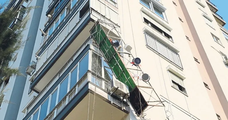 15 katlı binada can pazarı
