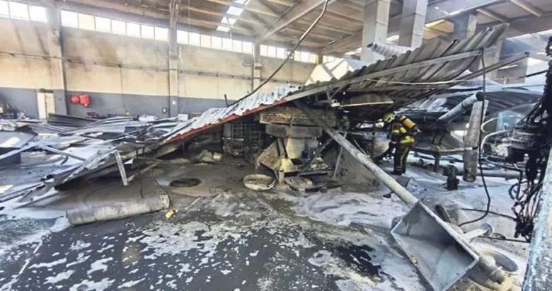 Torbalı’da metal fabrikasında patlama meydana geldi