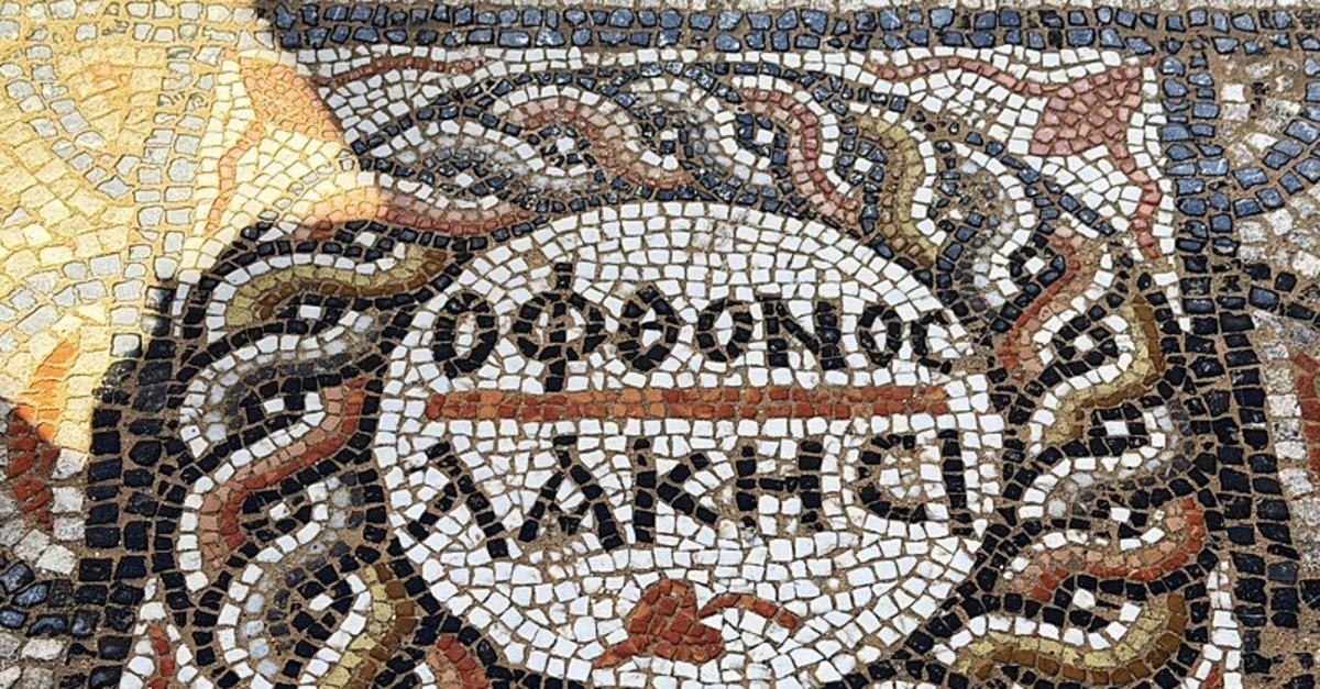Antalya'da bulundu! 3 bin yıllık antik kentte öyle bir bir mozaik bulundu ki… Üzerinde yazanlar şoke etti!