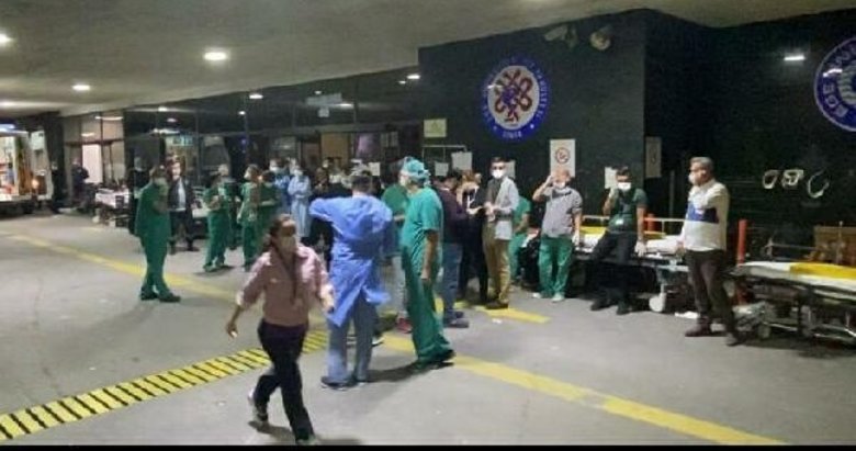 Yaralıları ayakta bekledikleri o fotoğrafın arkasında yaşananları anlattılar