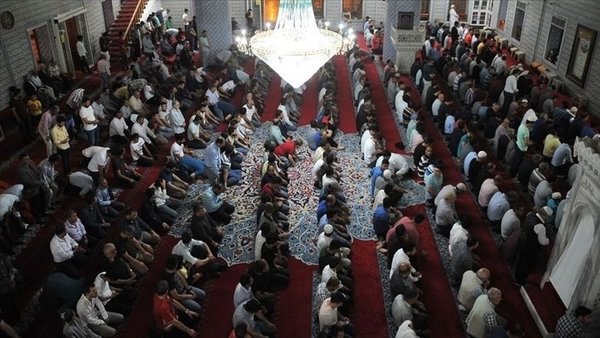 izmir-cuma-namazi-12-haziran-izmirde-cuma-namazi-saat-kacta-kilinacak-1781257832865.jpeg