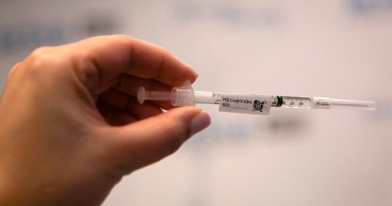 Moderna ve Pfizer-BioNTech koronavirüs aşılarının yan etkileri neler?