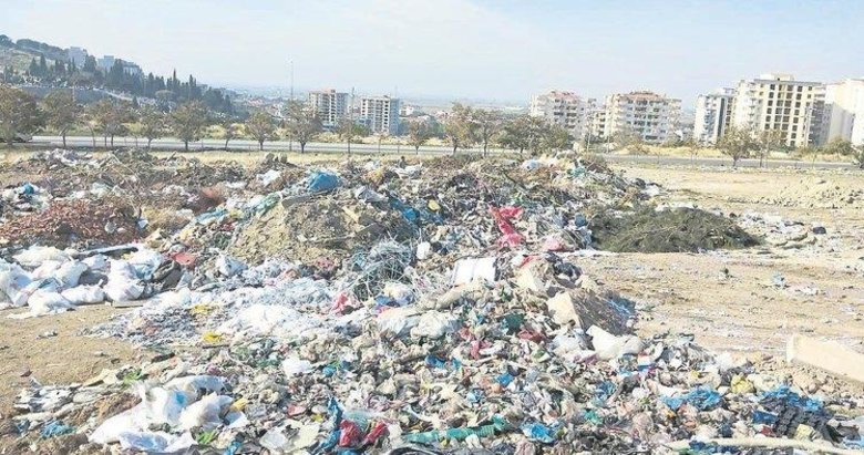 Menemen Belediyesi kaçak moloz döktü