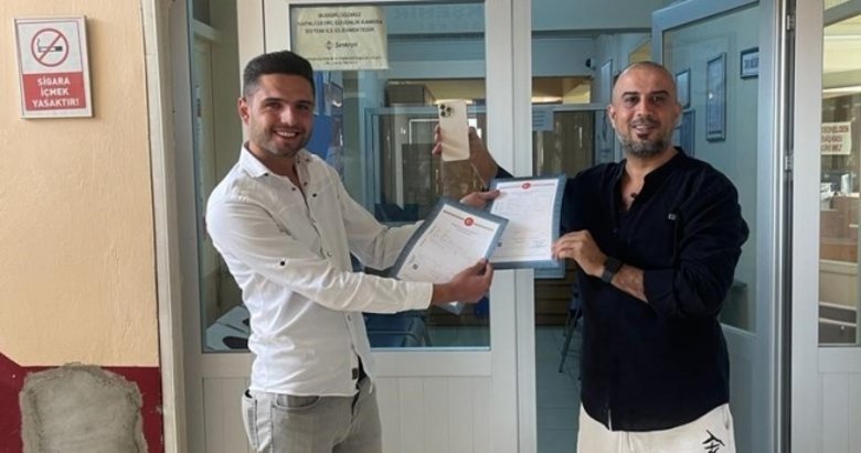 1 telefona 10 dönümlük 2 arsa verdi