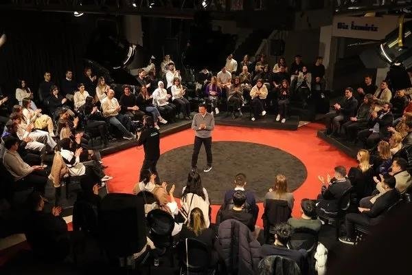 Gençlerle buluştu müjdeleri sıraladı