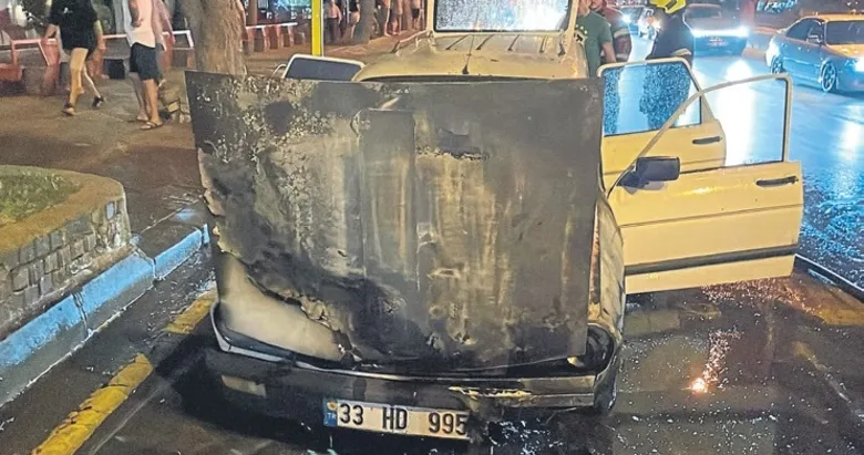 Aydın’da seyir halindeki otomobil alev aldı