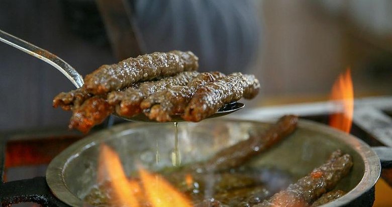 Tire şiş köftesinin lezzeti ülkeye yayılıyor